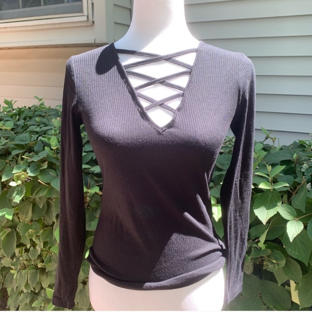 Mossimo Supply Co. Black Key Hole Criss Cross Top